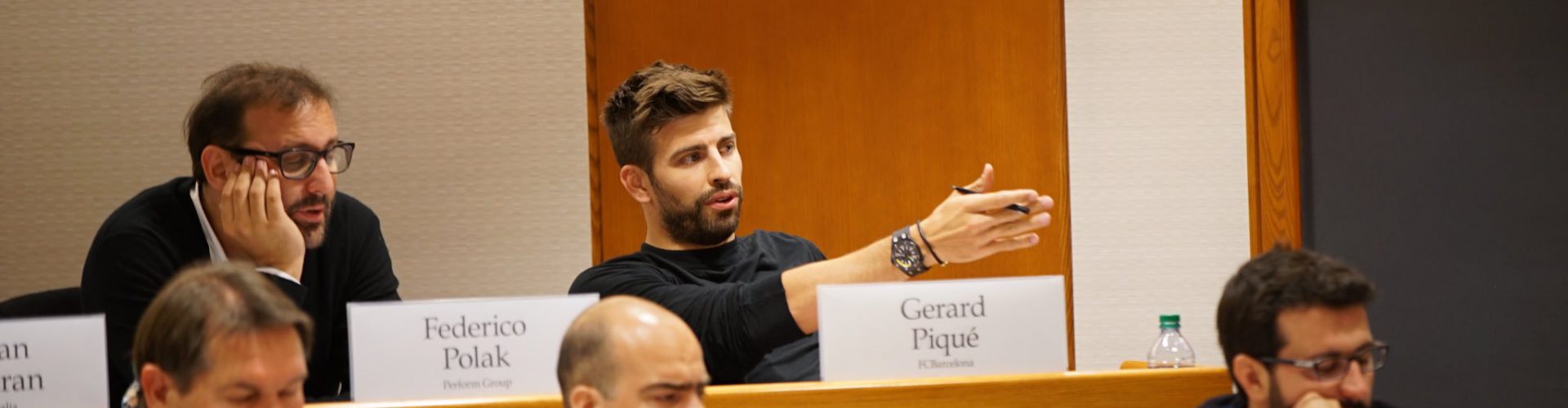 La pazzesca formazione composta solo da calciatori laureati