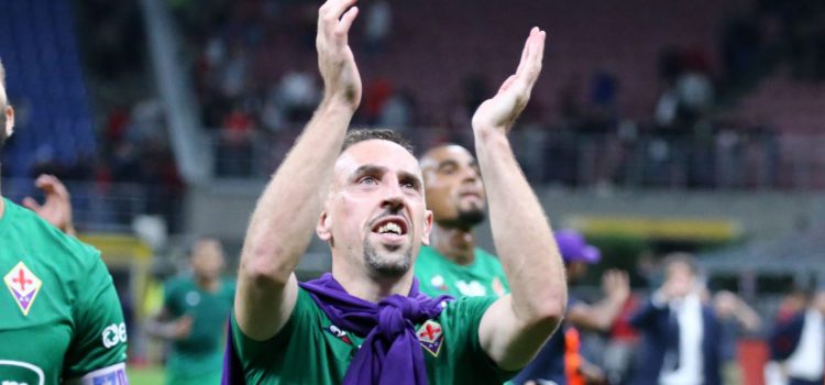 Fiorentina, oggi seduta a piccoli gruppi. C’è anche Ribery