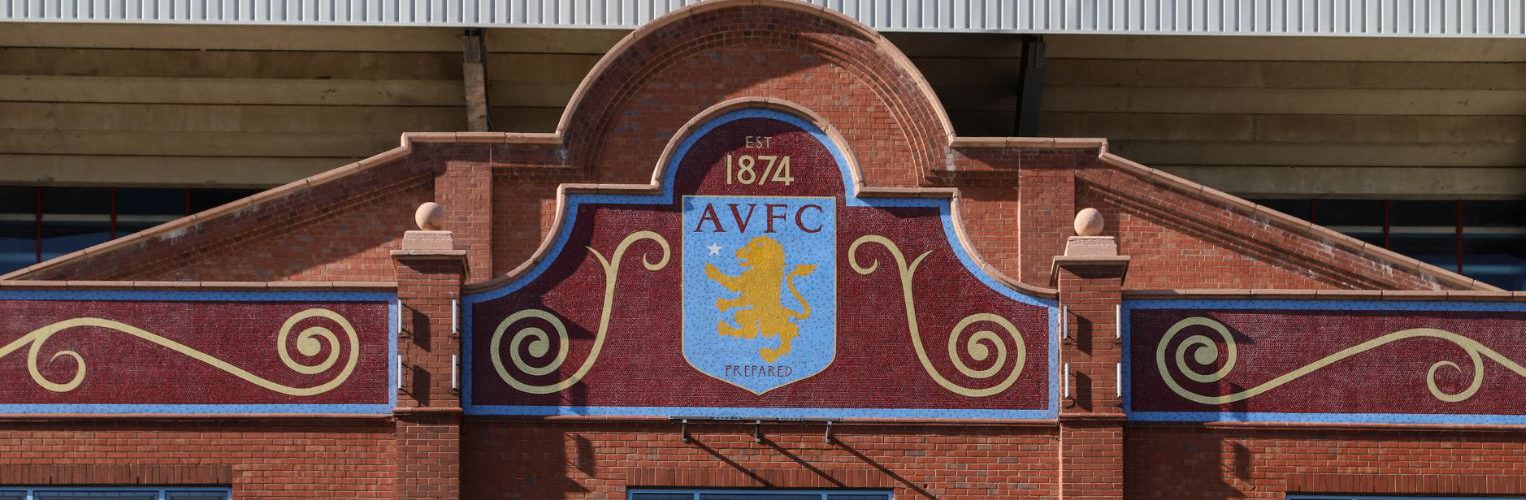 Premier League, l’Aston Villa ha vietato ai suoi giocatori… di fare il Fantacalcio