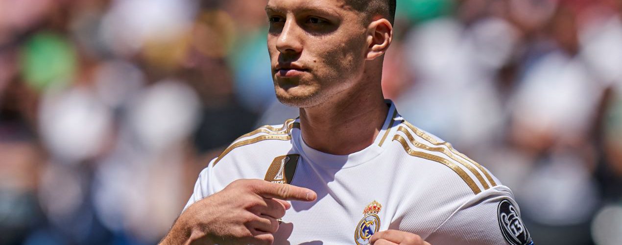 Milan, per l’attacco spunta Jovic. E Raiola propone Boadu