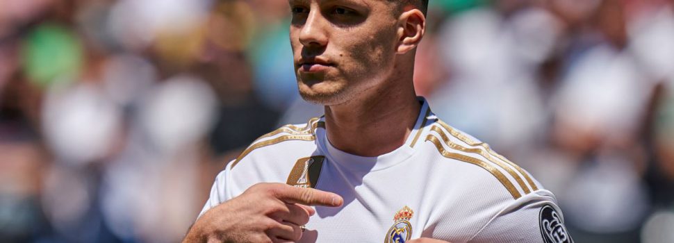 Milan, per l’attacco spunta Jovic. E Raiola propone Boadu