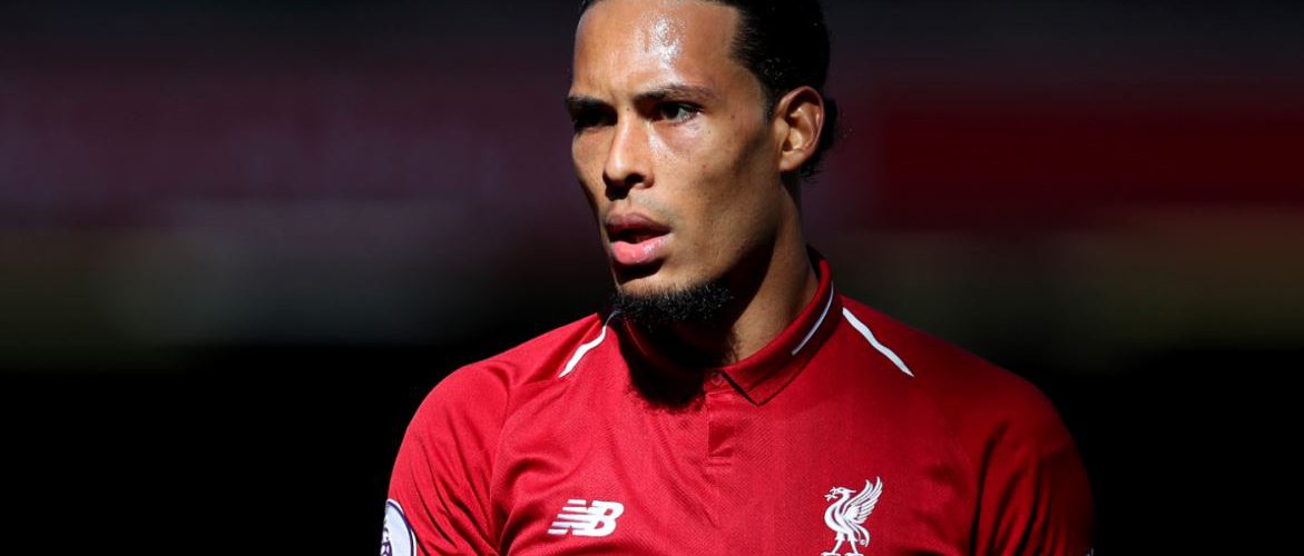 Everton-Liverpool, Van Dijk esce per infortunio