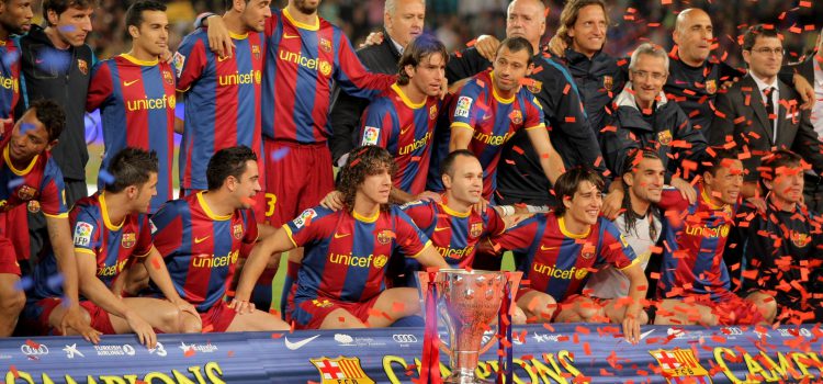 Lo scambio su Twitter tra Casillas, Xavi ed Iniesta che vi farà venire i brividi