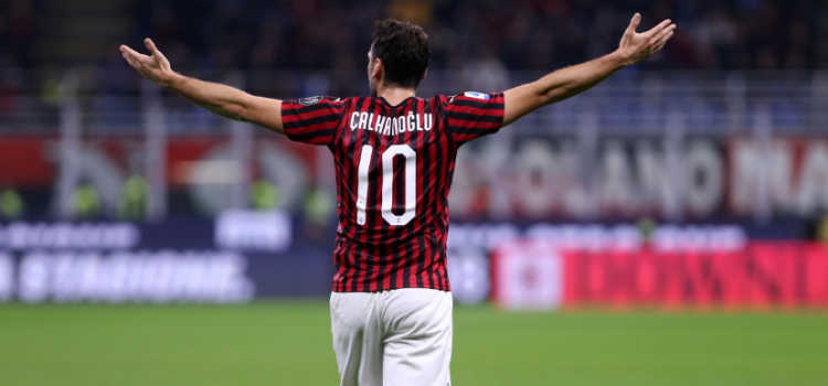 Positivo il summit tra l’agente di Calhanoglu e la dirigenza rossonera