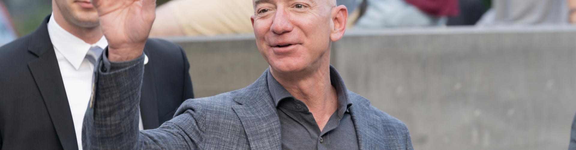 Amazon sfida Sky: ci si contende i diritti della Serie A