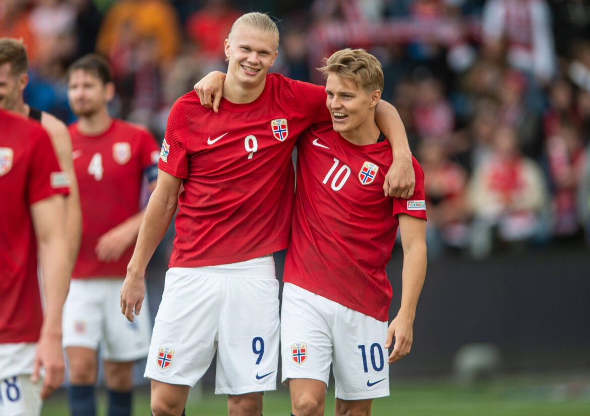 Fotball, 12. juni 2022, Nations League, Norge – Sverige – Erling Haaland Martin odegaard PUBLICATIONxNOTxINxNORxSWE